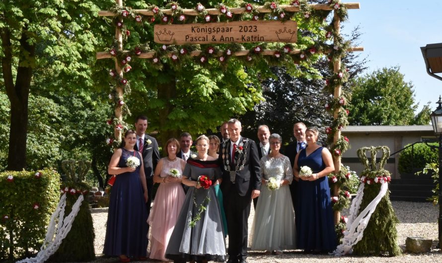 Königspaar Pascal I. Keusen-Weber und Ann-Katrin I. Keusen