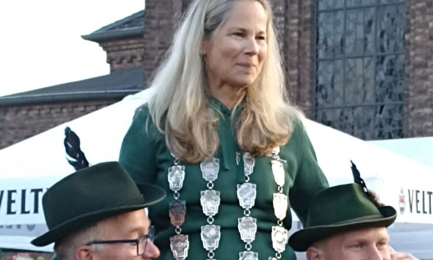 Tatiana Witkiewicz setzt sich gegen 2 Mitbewerberinnen durch